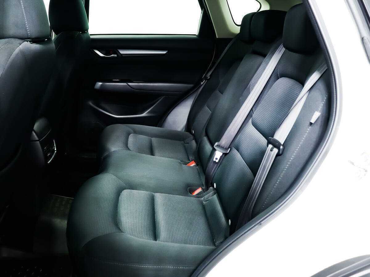 Б/У Мазда Ц-Икс-5 2018 года. Фото: #9