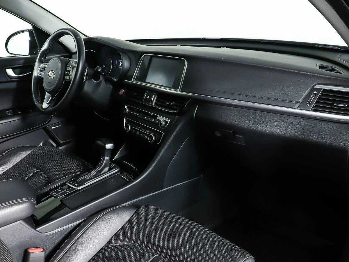 Б/У Киа Оптима 2018 года. Фото: #8