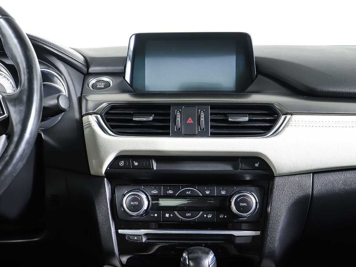 Б/У Мазда 6 2016 года. Фото: #11