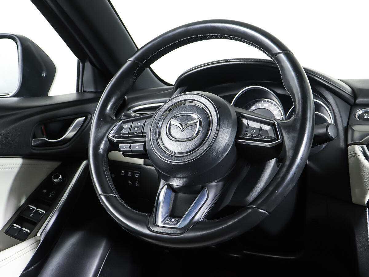 Б/У Мазда 6 2016 года. Фото: #14