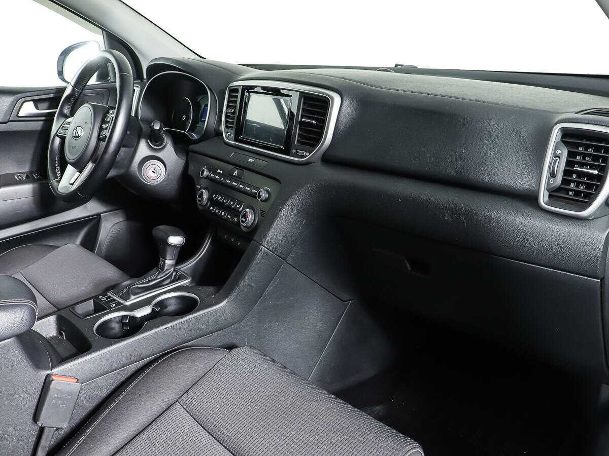 Б/У Киа Спортейдж 2019 года. Фото: #8