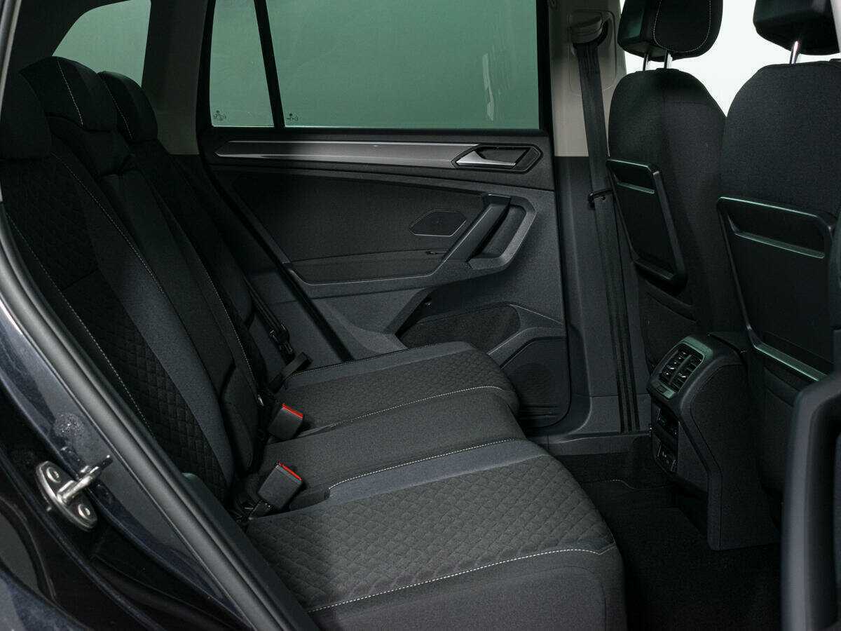 Volkswagen Tiguan 2018 года с пробегом. Фото: #11