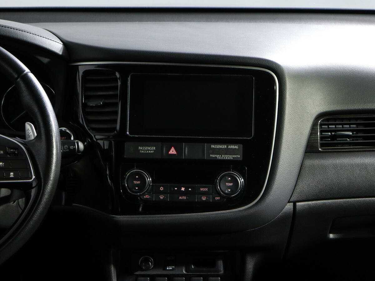 Mitsubishi Outlander 2018 года с пробегом. Фото: #10