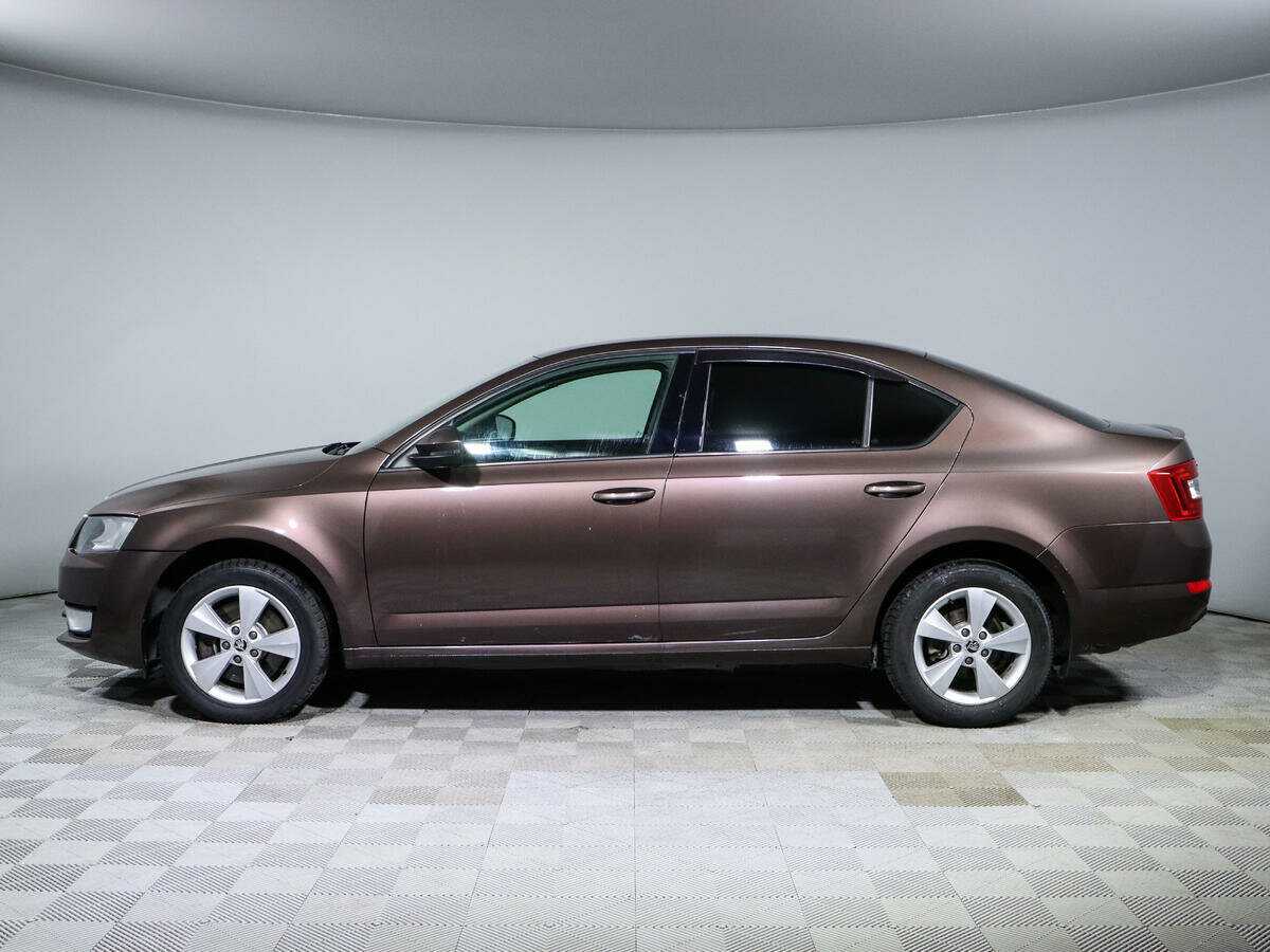 Б/У Шкода Октавия 2014 года. Фото: #7