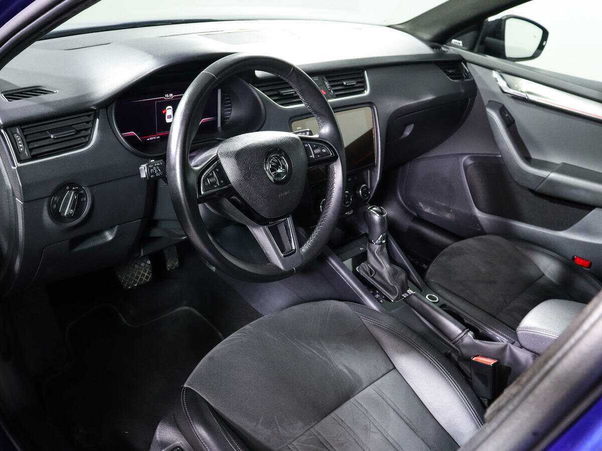 Б/У Шкода Октавия 2020 года. Фото: #13