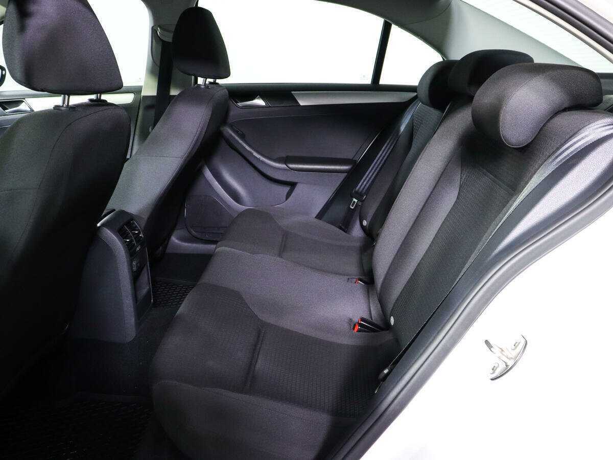 Б/У Фольксваген Джетта 2017 года. Фото: #7