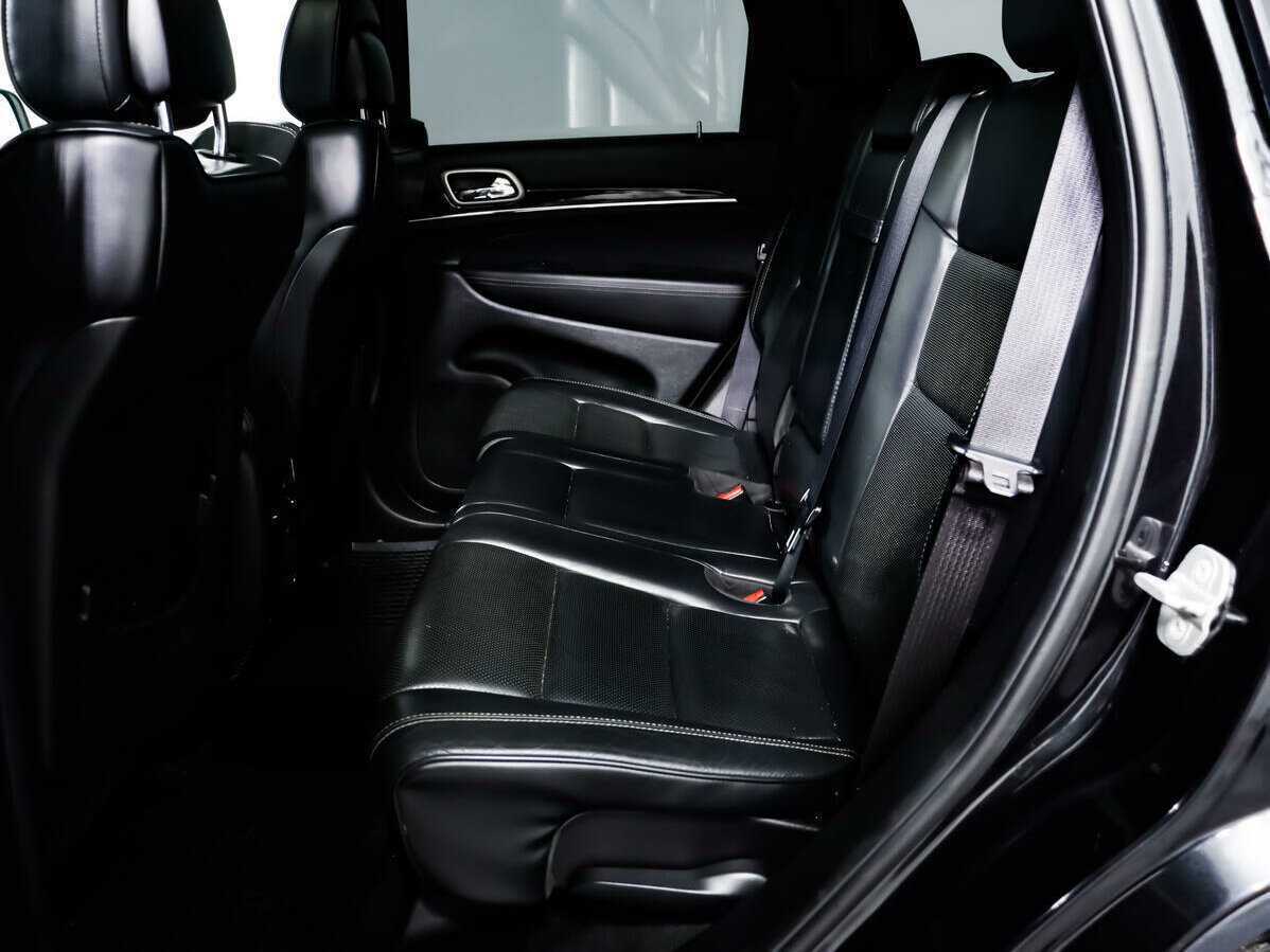 Jeep Grand Cherokee 2013 года с пробегом. Фото: #11