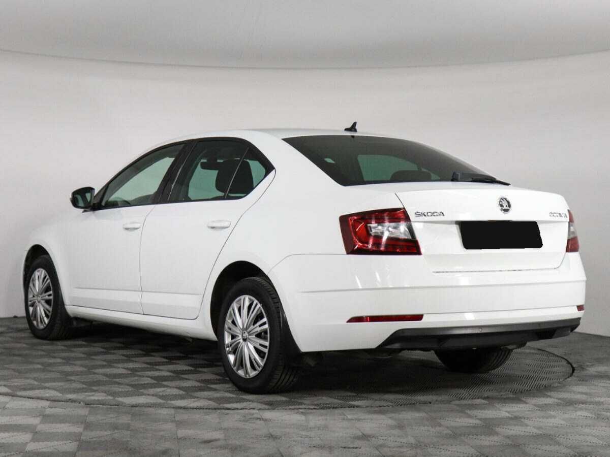 Skoda Octavia 2018 года с пробегом. Фото: #6