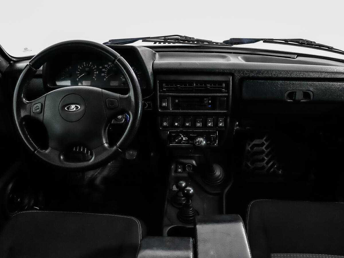 Lada (ВАЗ) 2121 (4x4) 2017 года с пробегом. Фото: #11