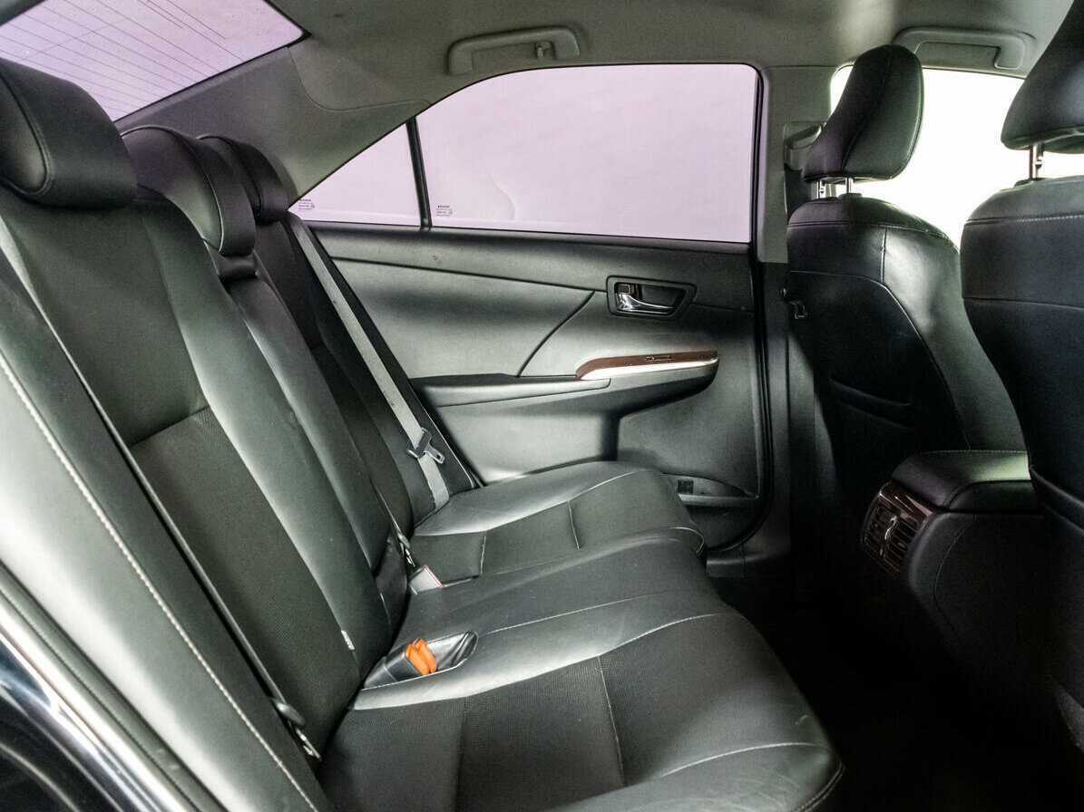 Б/У Тойота Камри 2014 года. Фото: #12