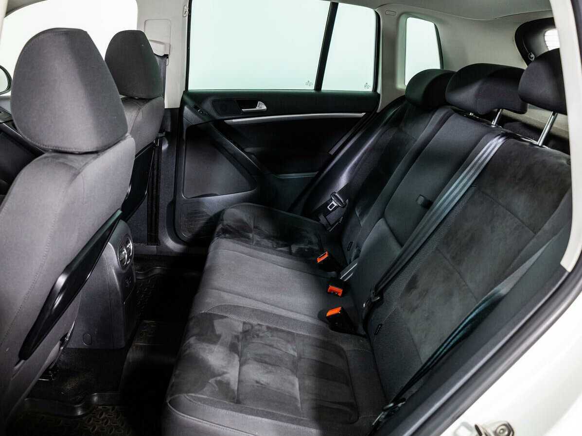 Б/У Фольксваген Тигуан 2012 года. Фото: #7