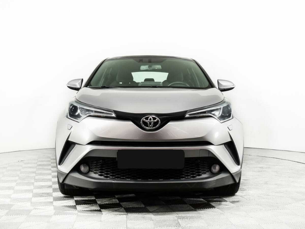 Toyota C-HR 2019 года с пробегом. Фото: #1