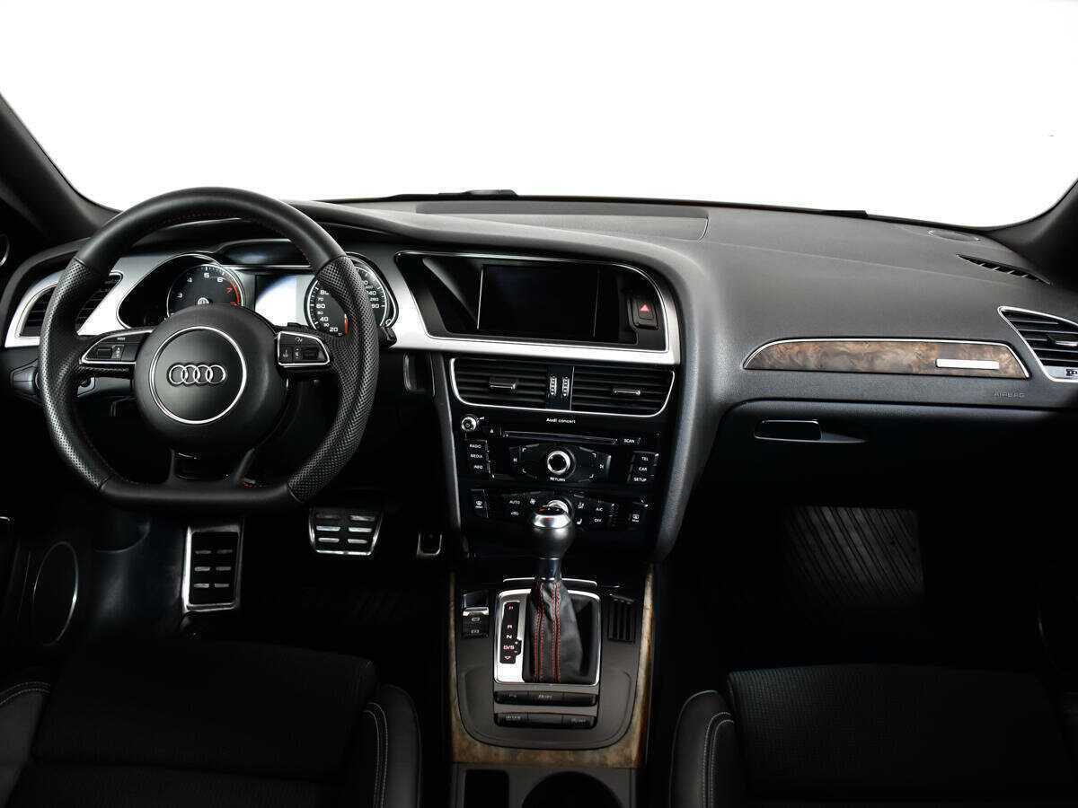 Audi A4 2015 года с пробегом. Фото: #11