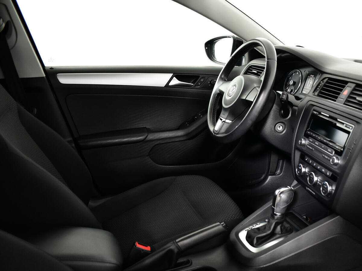 Б/У Фольксваген Джетта 2013 года. Фото: #8