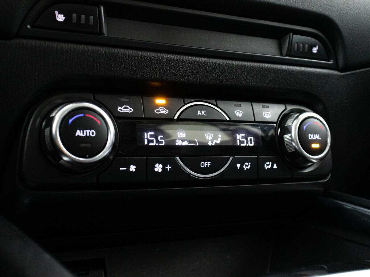 Б/У Мазда Ц-Икс-5 2018 года. Фото: #16