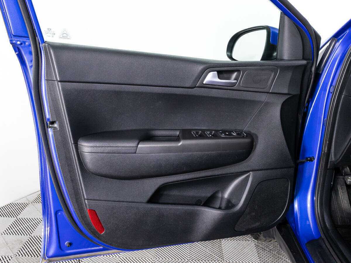 Б/У Киа Спортейдж 2021 года. Фото: #20