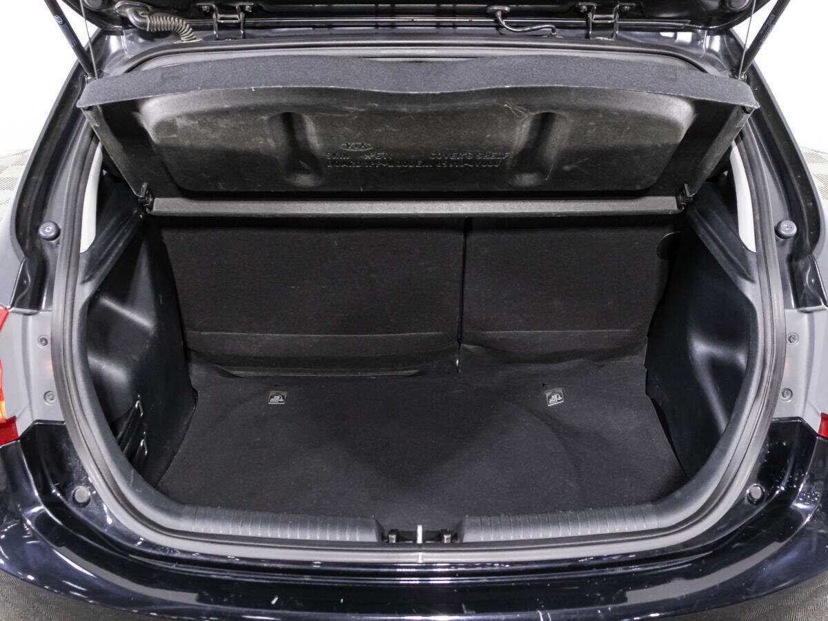 Б/У Киа Рио 2017 года. Фото: #14