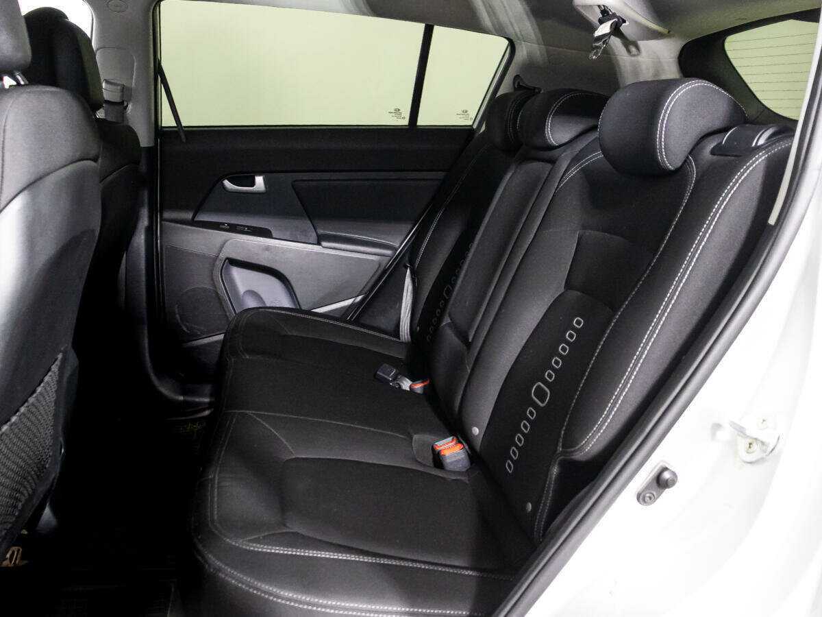 Б/У Киа Спортейдж 2013 года. Фото: #9