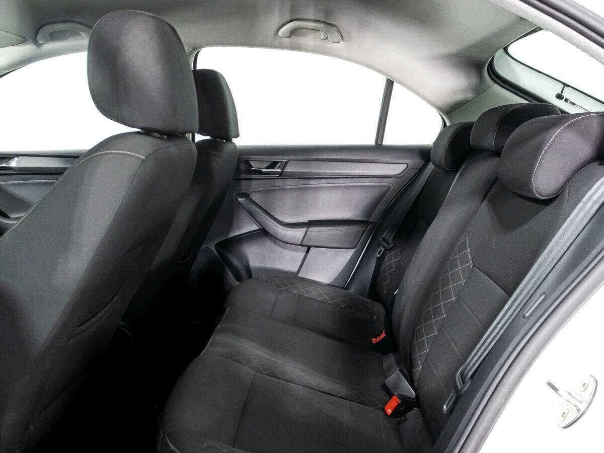 Б/У Шкода Рапид 2020 года. Фото: #9