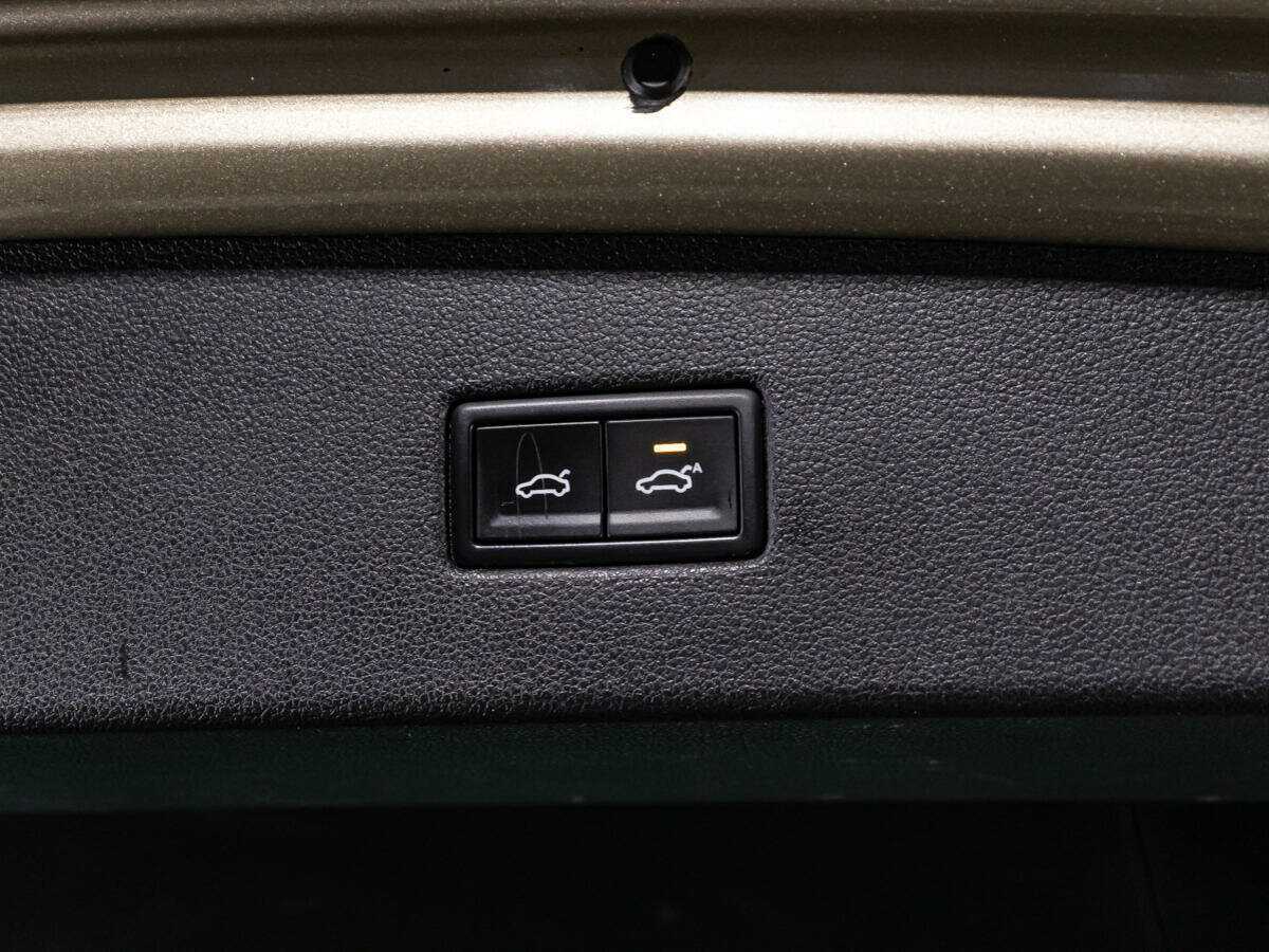 Б/У Фольксваген Тигуан 2017 года. Фото: #14