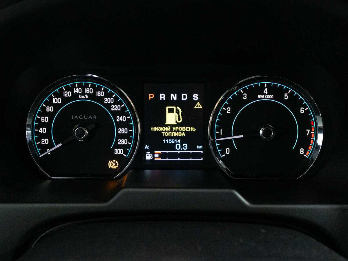 Jaguar XF 2012 года с пробегом. Фото: #11