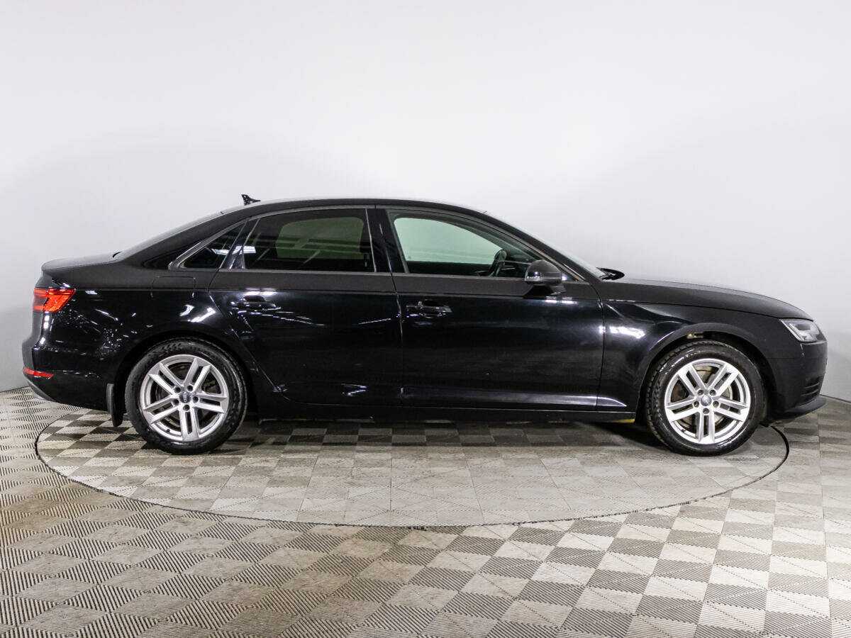 Audi A4 2017 года с пробегом. Фото: #3