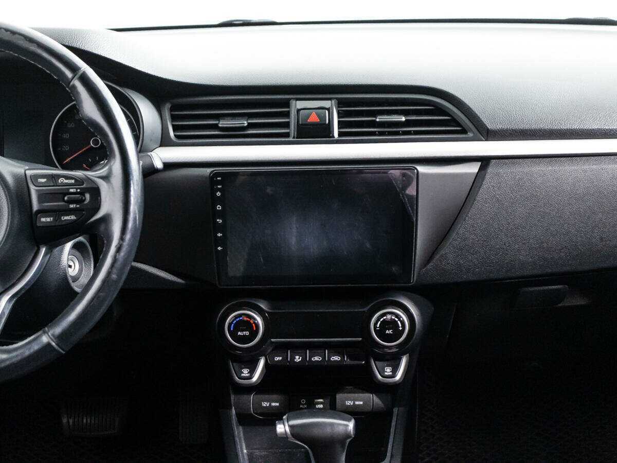 Б/У Киа Рио 2018 года. Фото: #12