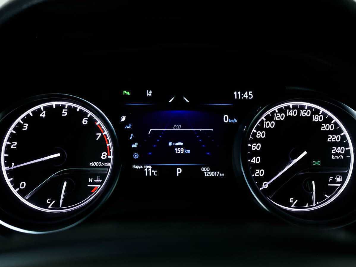 Toyota Camry 2020 года с пробегом. Фото: #9