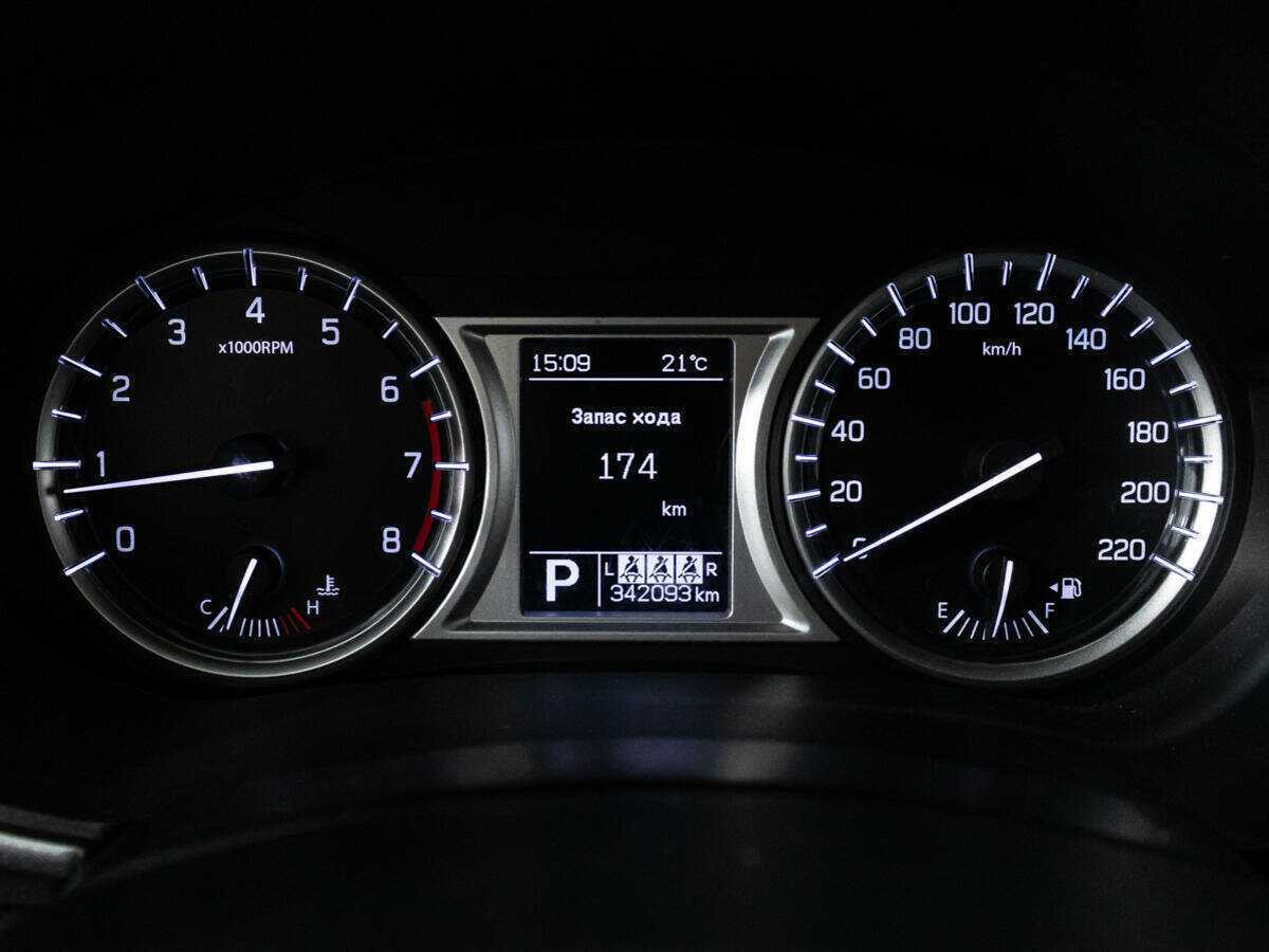 Б/У Сузуки Витара 2017 года. Фото: #11