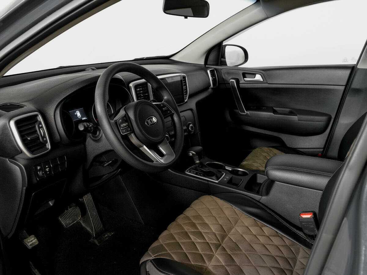 Б/У Киа Спортейдж 2020 года. Фото: #13