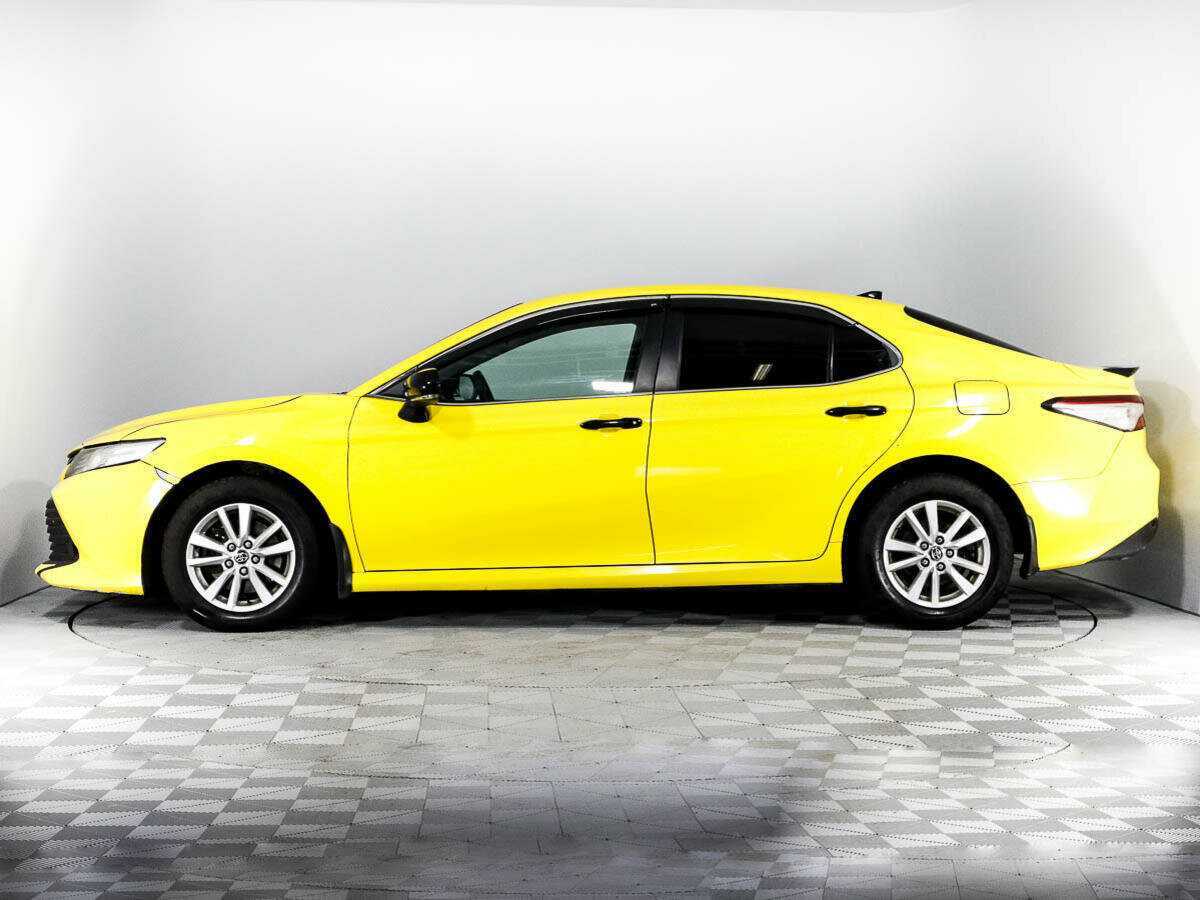 Toyota Camry 2021 года с пробегом. Фото: #7