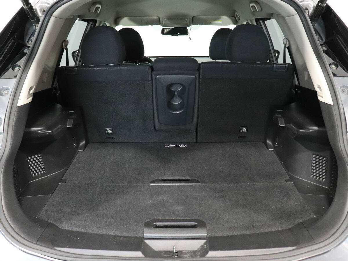 Б/У Ниссан Икс-Трейл 2016 года. Фото: #16