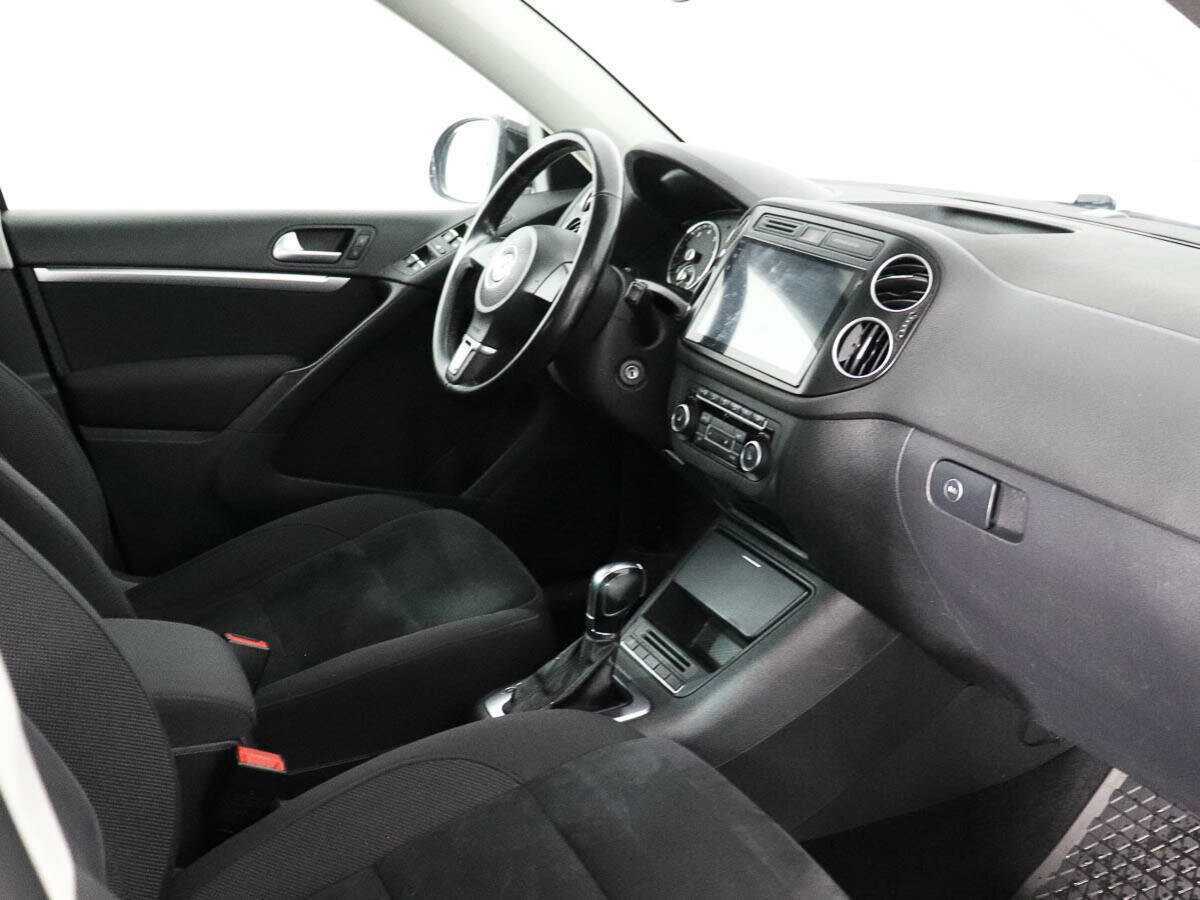 Б/У Фольксваген Тигуан 2012 года. Фото: #8