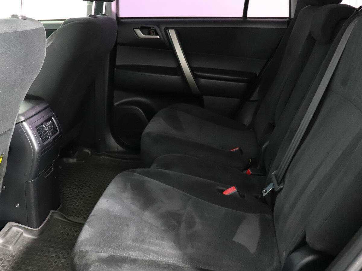 Toyota Highlander 2013 года с пробегом. Фото: #10