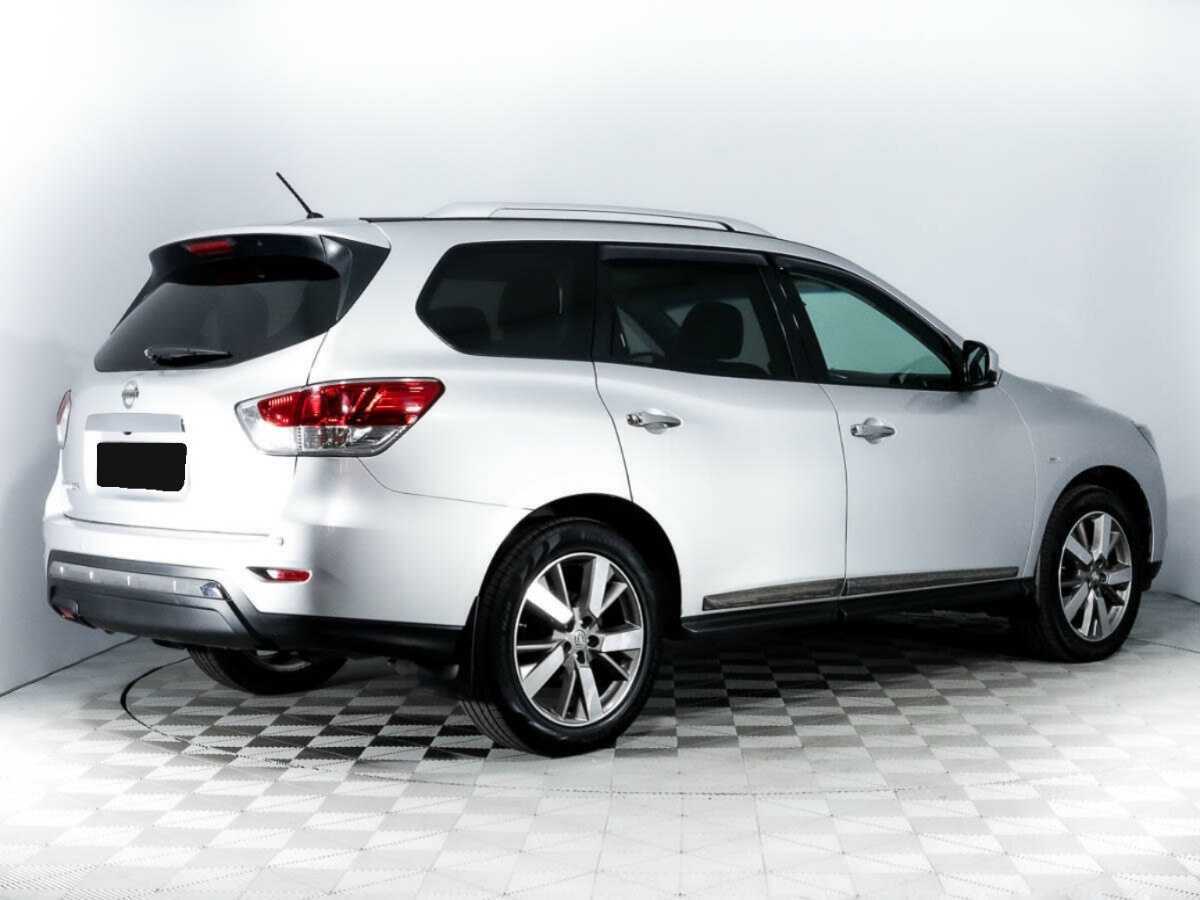 Nissan Pathfinder 2015 года с пробегом. Фото: #3