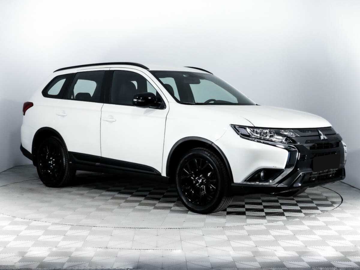 Mitsubishi Outlander 2021 года с пробегом. Фото: #2