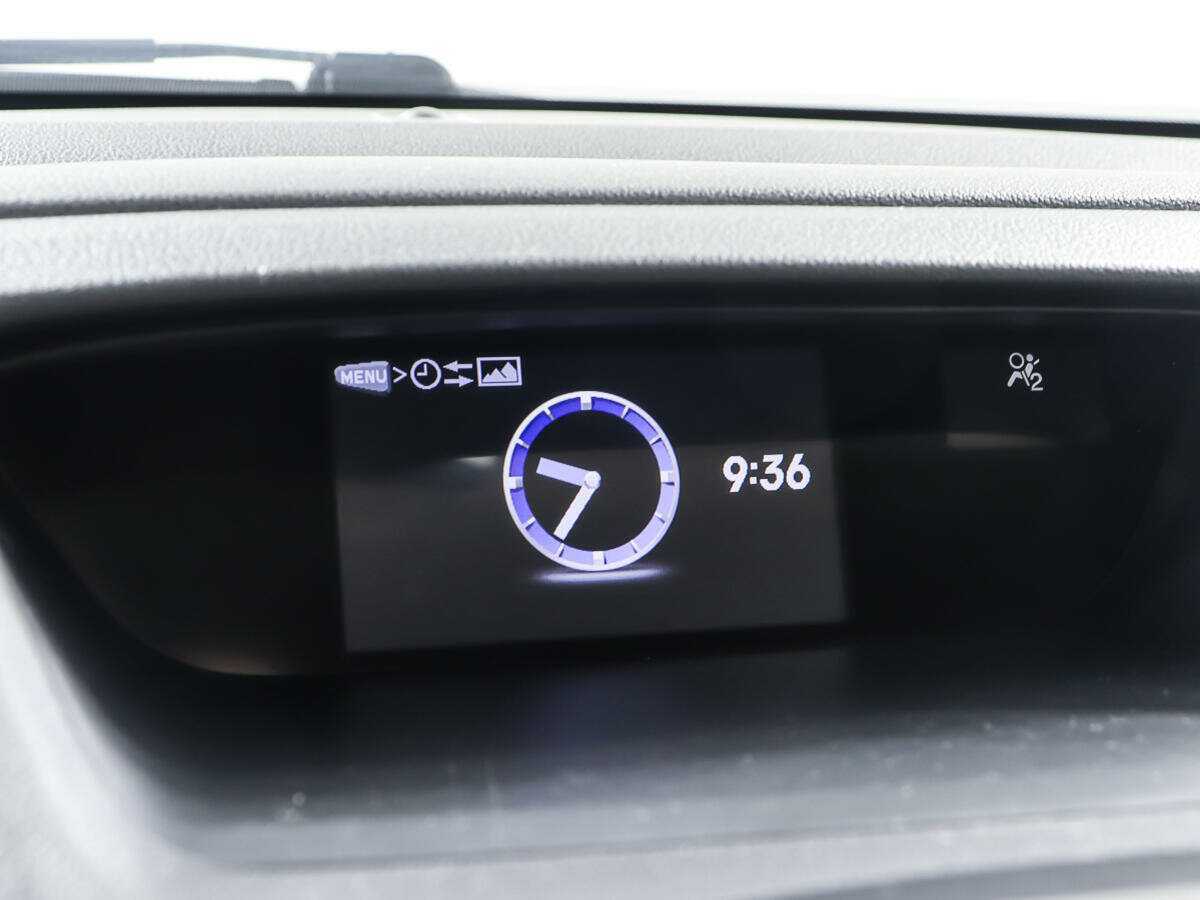 Б/У Хонда ЦР-В 2012 года. Фото: #17