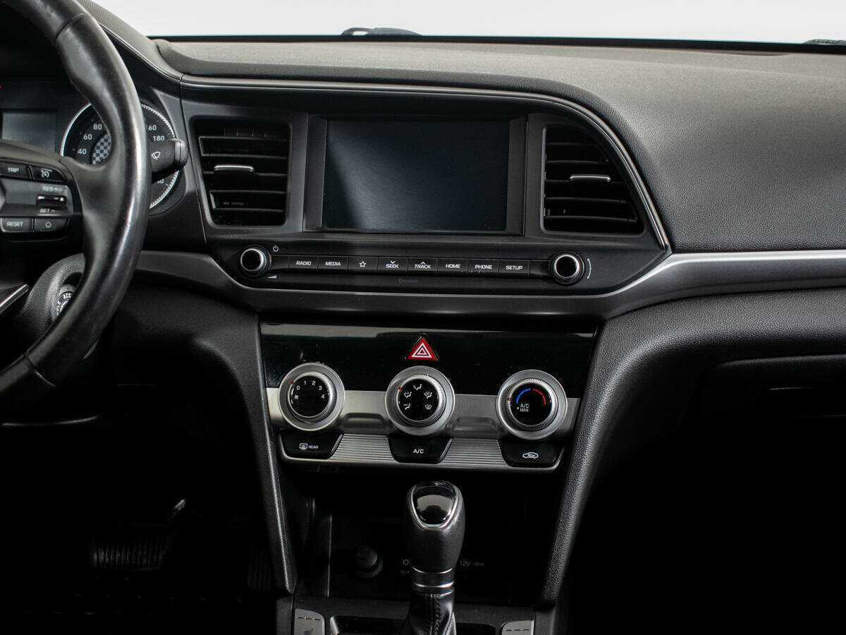 Б/У Хендай Елантра 2019 года. Фото: #10