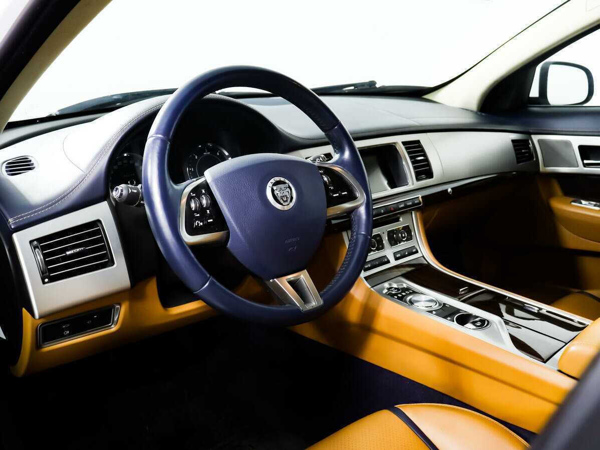 Jaguar XF 2012 года с пробегом. Фото: #10