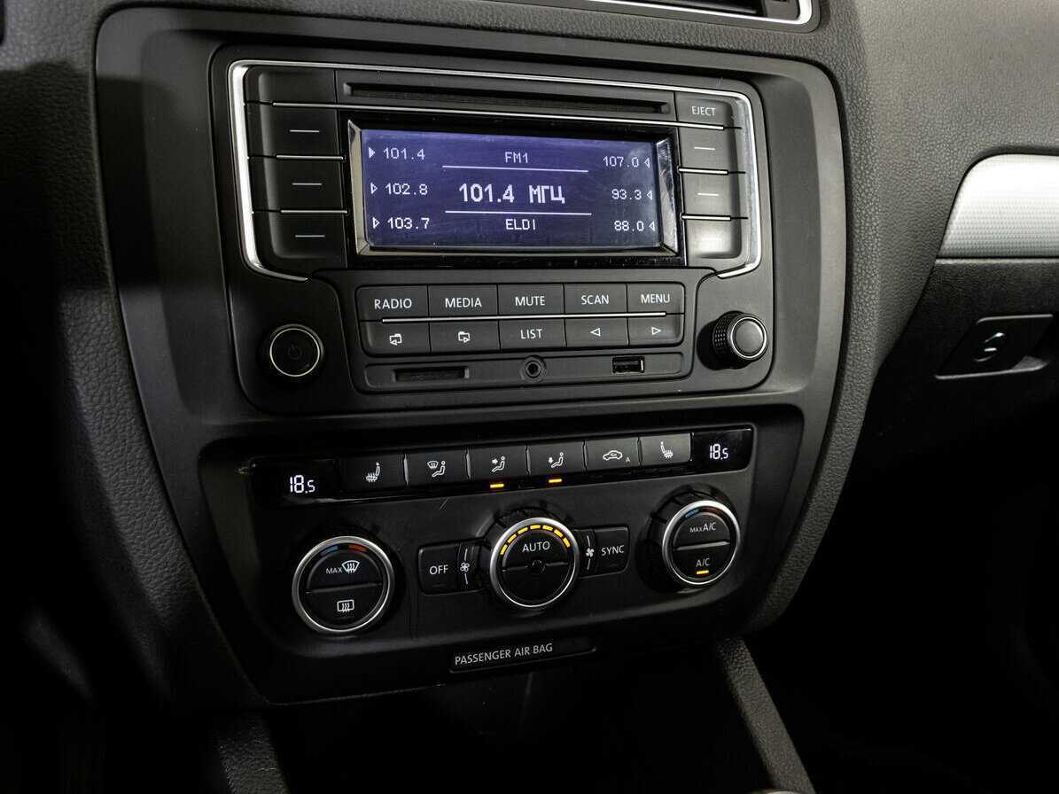 Б/У Фольксваген Джетта 2013 года. Фото: #10