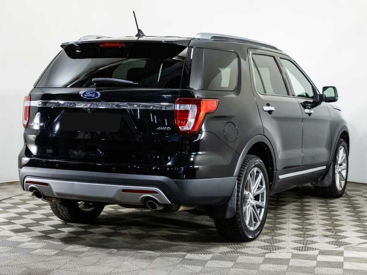 Ford Explorer 2016 года с пробегом. Фото: #3