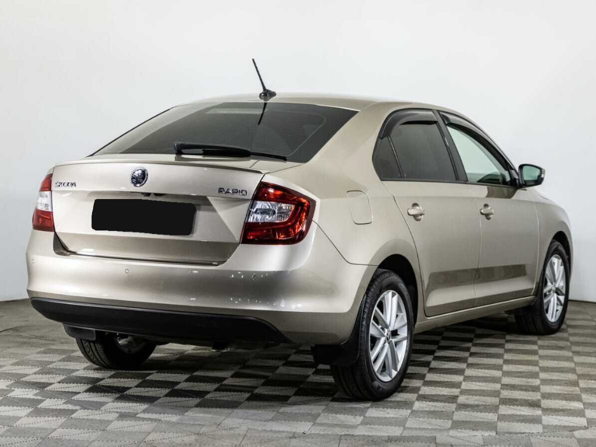 Б/У Шкода Рапид 2019 года. Фото: #3