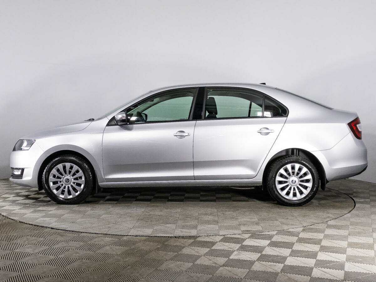 Б/У Шкода Рапид 2018 года. Фото: #7