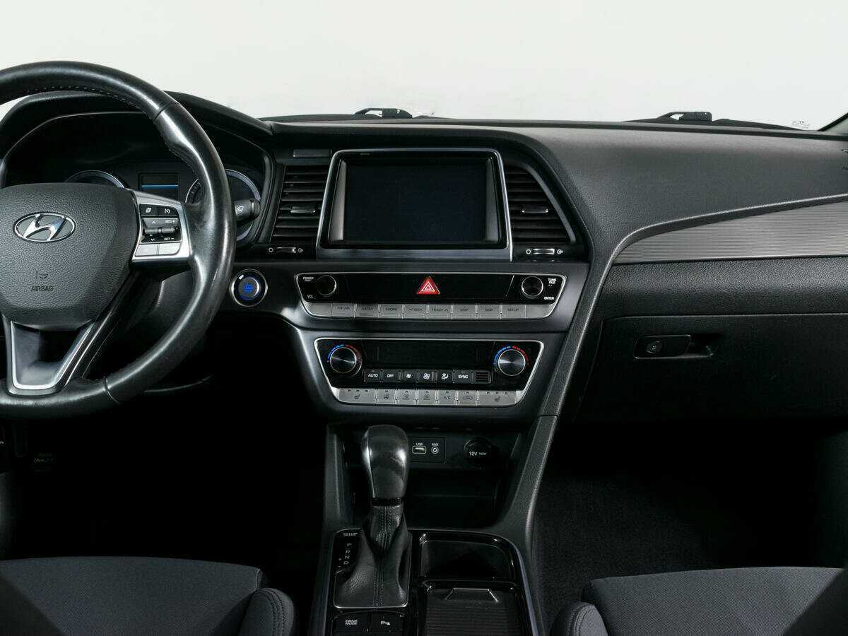 Hyundai Sonata 2017 года с пробегом. Фото: #3