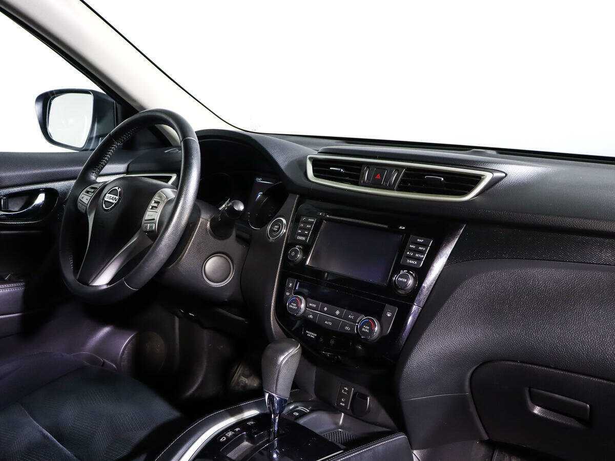 Б/У Ниссан Икс-Трейл 2017 года. Фото: #6