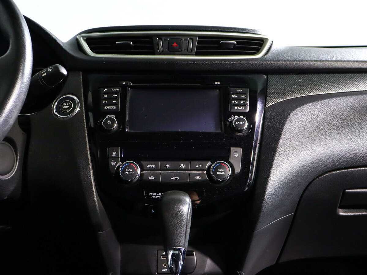 Б/У Ниссан Икс-Трейл 2017 года. Фото: #10