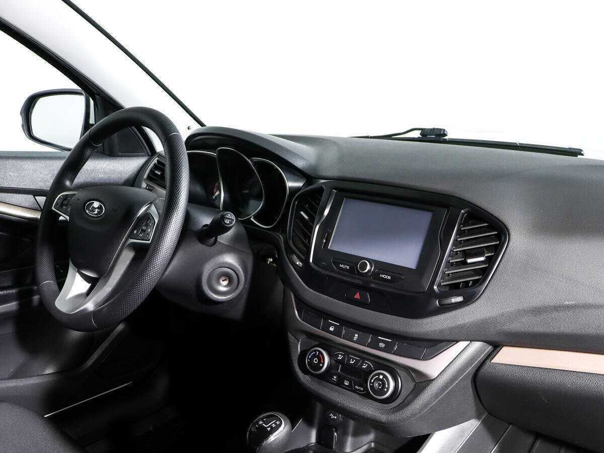 Lada (ВАЗ) Vesta 2019 года с пробегом. Фото: #6