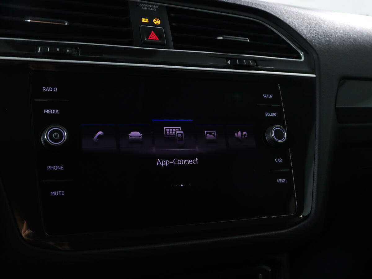 Б/У Фольксваген Тигуан 2017 года. Фото: #13