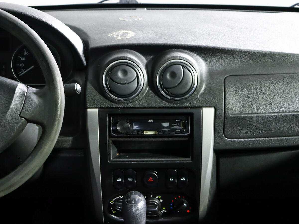 Б/У Ниссан Альмера 2018 года. Фото: #10