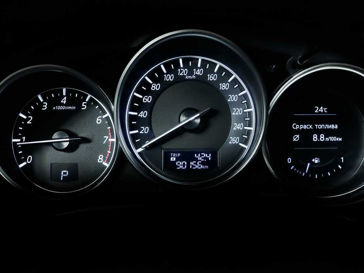 Б/У Мазда Ц-Икс-5 2016 года. Фото: #7